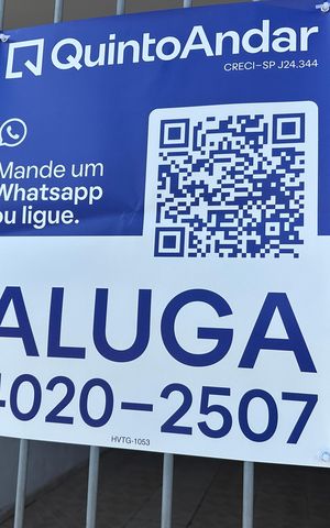 Casa para alugar com 29m², 1 quarto e sem vaga Casa para alugar com 29m², 1 quarto e sem vagaFachada