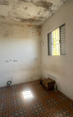 Casa para alugar com 29m², 1 quarto e sem vaga Casa para alugar com 29m², 1 quarto e sem vagaSala/Quarto