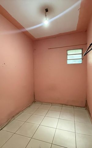 Casa para alugar com 65m², 1 quarto e sem vaga