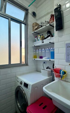 Apartamento à venda com 49m², 2 quartos e 1 vaga Apartamento à venda com 49m², 2 quartos e 1 vagaÁrea de Serviço
