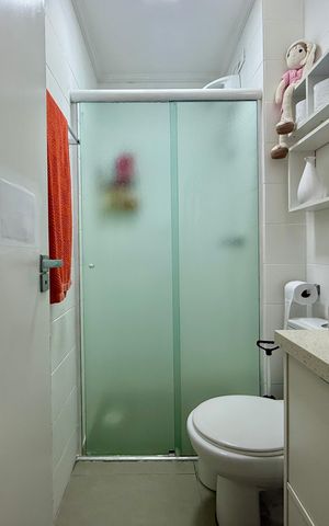 Apartamento à venda com 49m², 2 quartos e 1 vaga Apartamento à venda com 49m², 2 quartos e 1 vagaBanheiro Suíte