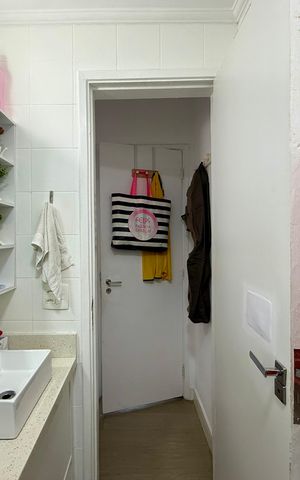 Apartamento à venda com 49m², 2 quartos e 1 vaga Apartamento à venda com 49m², 2 quartos e 1 vagaBanheiro Suíte