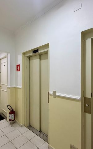 Apartamento à venda com 49m², 2 quartos e 1 vaga Apartamento à venda com 49m², 2 quartos e 1 vagaHall Apartamento