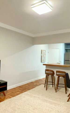 Apartamento para alugar com 72m², 2 quartos e 1 vaga Apartamento para alugar com 72m², 2 quartos e 1 vagaSala