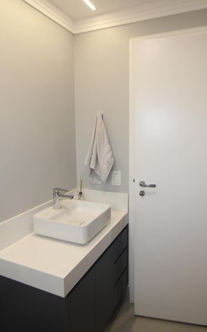 Apartamento à venda com 160m², 4 quartos e 4 vagasBanheiro 2
