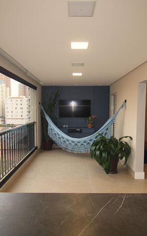 Apartamento à venda com 160m², 4 quartos e 4 vagasSala - Varanda