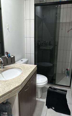 Apartamento para alugar com 68m², 1 quarto e 2 vagas Apartamento para alugar com 68m², 1 quarto e 2 vagasBanheiro