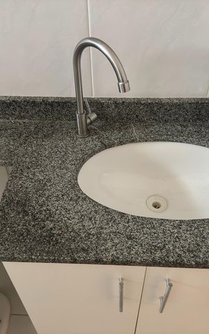 Casa de condomínio para alugar com 140m², 3 quartos e 2 vagas Casa de condomínio para alugar com 140m², 3 quartos e 2 vagasBanheiro da Suíte 1