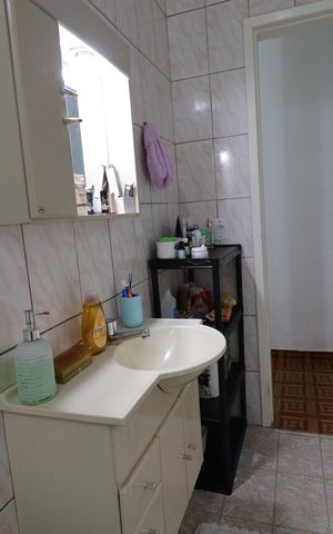 Casa para alugar com 120m², 3 quartos e 2 vagasBanheiro