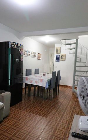 Casa para alugar com 120m², 3 quartos e 2 vagasSala