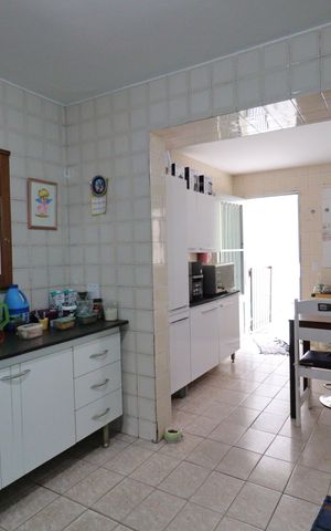 Casa para alugar com 120m², 3 quartos e 2 vagasCozinha