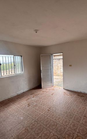 Casa para alugar com 50m², 1 quarto e 1 vaga Casa para alugar com 50m², 1 quarto e 1 vagaSala
