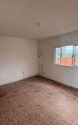 Casa para alugar com 50m², 1 quarto e 1 vaga Casa para alugar com 50m², 1 quarto e 1 vagaSala