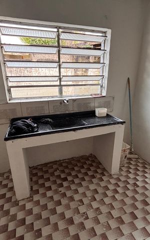 Casa para alugar com 50m², 1 quarto e 1 vaga Casa para alugar com 50m², 1 quarto e 1 vagaCozinha