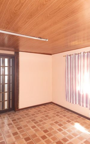 Casa para alugar com 300m², 6 quartos e 3 vagas Casa para alugar com 300m², 6 quartos e 3 vagasQuarto 6
