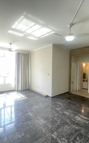 Apartamento para alugar com 90m², 3 quartos e 1 vaga Apartamento para alugar com 90m², 3 quartos e 1 vagaSala