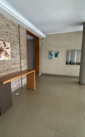 Apartamento para alugar com 90m², 3 quartos e 1 vaga Apartamento para alugar com 90m², 3 quartos e 1 vagaHall de entrada