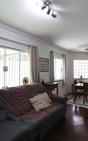 Casa à venda com 125m², 4 quartos e 4 vagasSala