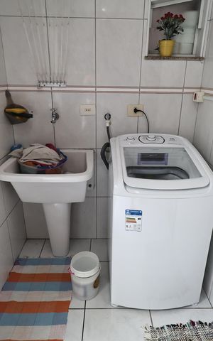 Casa à venda com 125m², 4 quartos e 4 vagasLavanderia