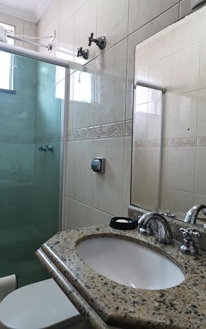 Casa à venda com 125m², 4 quartos e 4 vagasBanheiro da Suíte 1