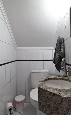 Casa à venda com 125m², 4 quartos e 4 vagasLavabo 