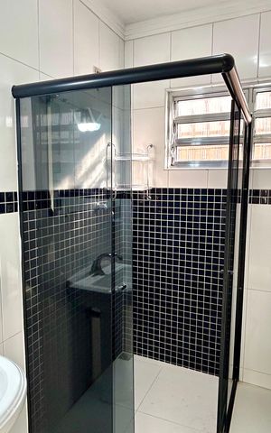 Casa à venda com 300m², 2 quartos e 4 vagasBanheiro