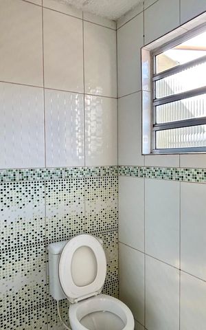 Casa à venda com 300m², 2 quartos e 4 vagasBanheiro 1