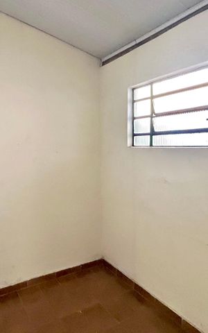 Casa à venda com 300m², 2 quartos e 4 vagasÁrea de Serviço