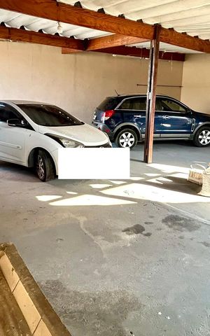 Casa à venda com 300m², 2 quartos e 4 vagasÁrea de Serviço