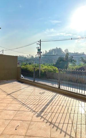Casa à venda com 300m², 2 quartos e 4 vagasQuintal