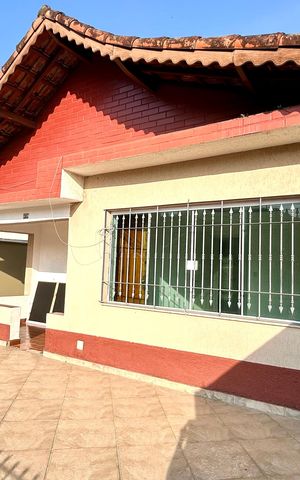 Casa à venda com 300m², 2 quartos e 4 vagasQuintal