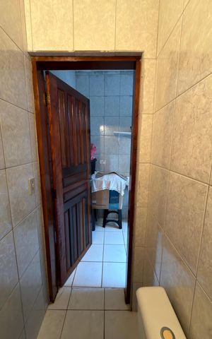 Casa para alugar com 100m², 2 quartos e 2 vagas Casa para alugar com 100m², 2 quartos e 2 vagasLavabo