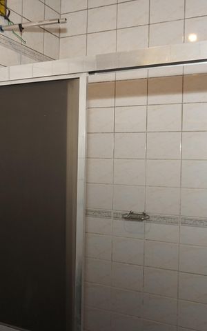 Casa para alugar com 324m², 3 quartos e sem vagaBanheiro da Suíte 2