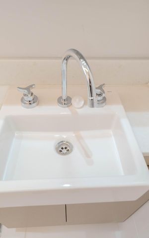 Apartamento para alugar com 62m², 2 quartos e 1 vaga Apartamento para alugar com 62m², 2 quartos e 1 vagaBanheiro da Suíte 1