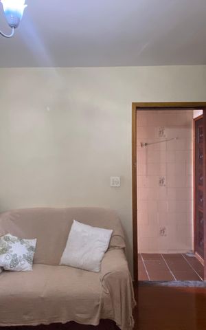 Casa à venda com 300m², 2 quartos e 3 vagasSala