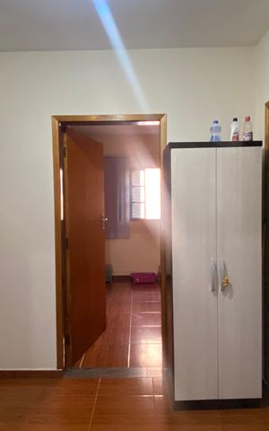 Casa à venda com 300m², 2 quartos e 3 vagasHall dos quartos