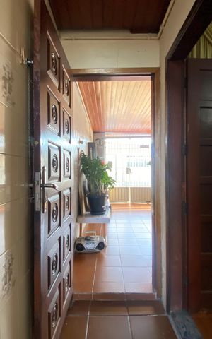 Casa à venda com 300m², 2 quartos e 3 vagasHall de entrada