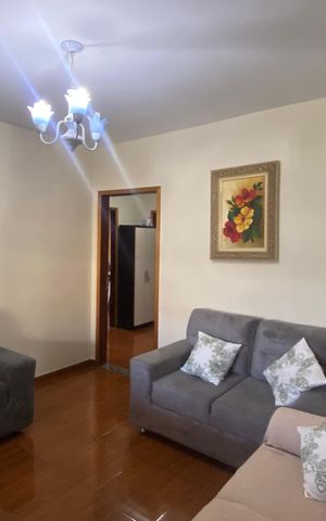 Casa à venda com 300m², 2 quartos e 3 vagasSala