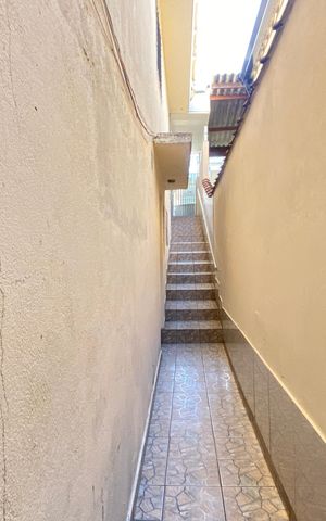 Casa à venda com 300m², 2 quartos e 3 vagasÁrea externa