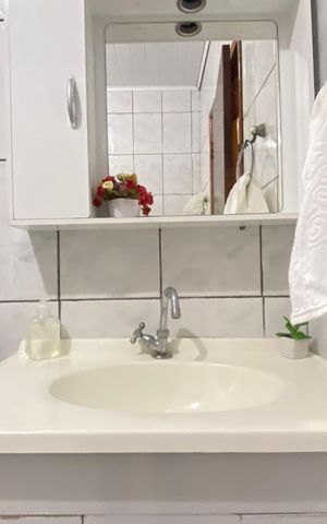 Casa à venda com 300m², 2 quartos e 3 vagasBanheiro