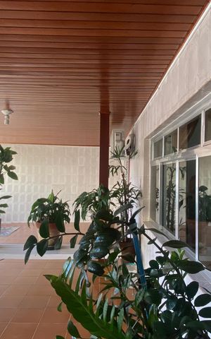 Casa à venda com 300m², 2 quartos e 3 vagasGaragem