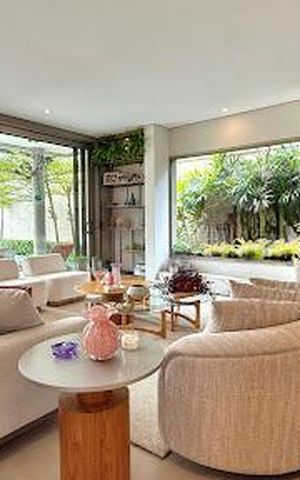 Casa à venda com 440m², 4 quartos e 5 vagas