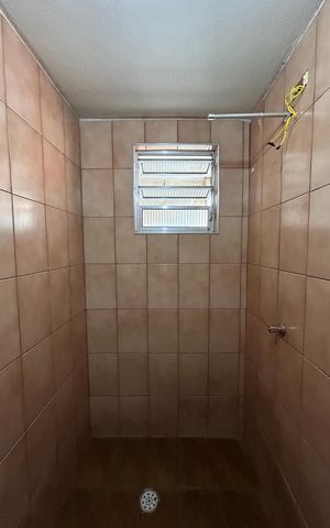 Casa para alugar com 150m², 1 quarto e sem vaga Casa para alugar com 150m², 1 quarto e sem vagaBanheiro