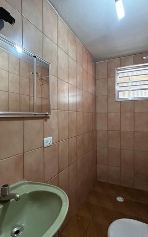 Casa para alugar com 150m², 1 quarto e sem vaga Casa para alugar com 150m², 1 quarto e sem vagaBanheiro