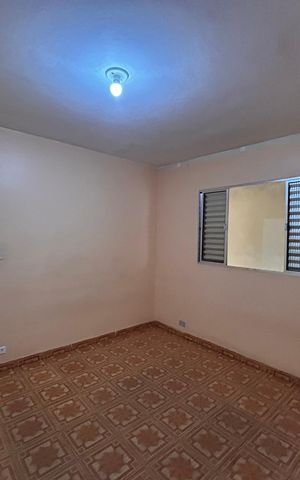 Casa para alugar com 150m², 1 quarto e sem vaga Casa para alugar com 150m², 1 quarto e sem vagaSala