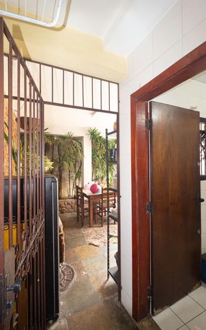 Casa de condomínio à venda com 100m², 3 quartos e 1 vaga Casa de condomínio à venda com 100m², 3 quartos e 1 vagaCozinha e Área de Serviço