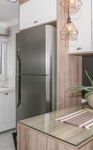 Apartamento para alugar com 55m², 2 quartos e 1 vaga Apartamento para alugar com 55m², 2 quartos e 1 vagaCozinha e Área de Serviço