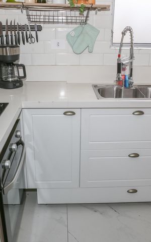 Apartamento para alugar com 55m², 2 quartos e 1 vaga Apartamento para alugar com 55m², 2 quartos e 1 vagaCozinha e Área de Serviço