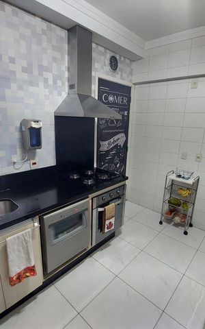 Apartamento à venda com 105m², 4 quartos e 2 vagas Apartamento à venda com 105m², 4 quartos e 2 vagasCozinha