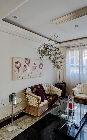 Apartamento à venda com 44m², 1 quarto e 1 vagaHall de entrada